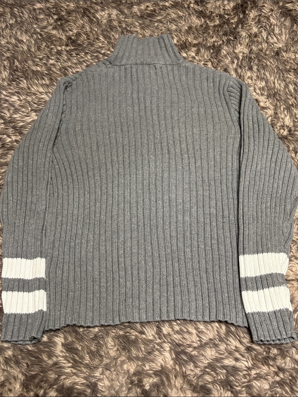 Banana Republic Gray Ribbed Half-Zip Sweater with White Cuff Stripes - Picture 6 of 6
